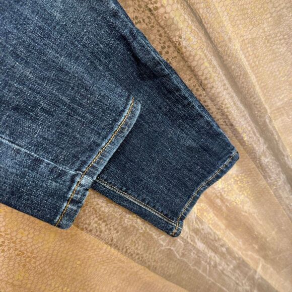 Eunina Low Rise Relaxed Skinny Distressed Crop Pants Size 11 - Picture 7 of 8